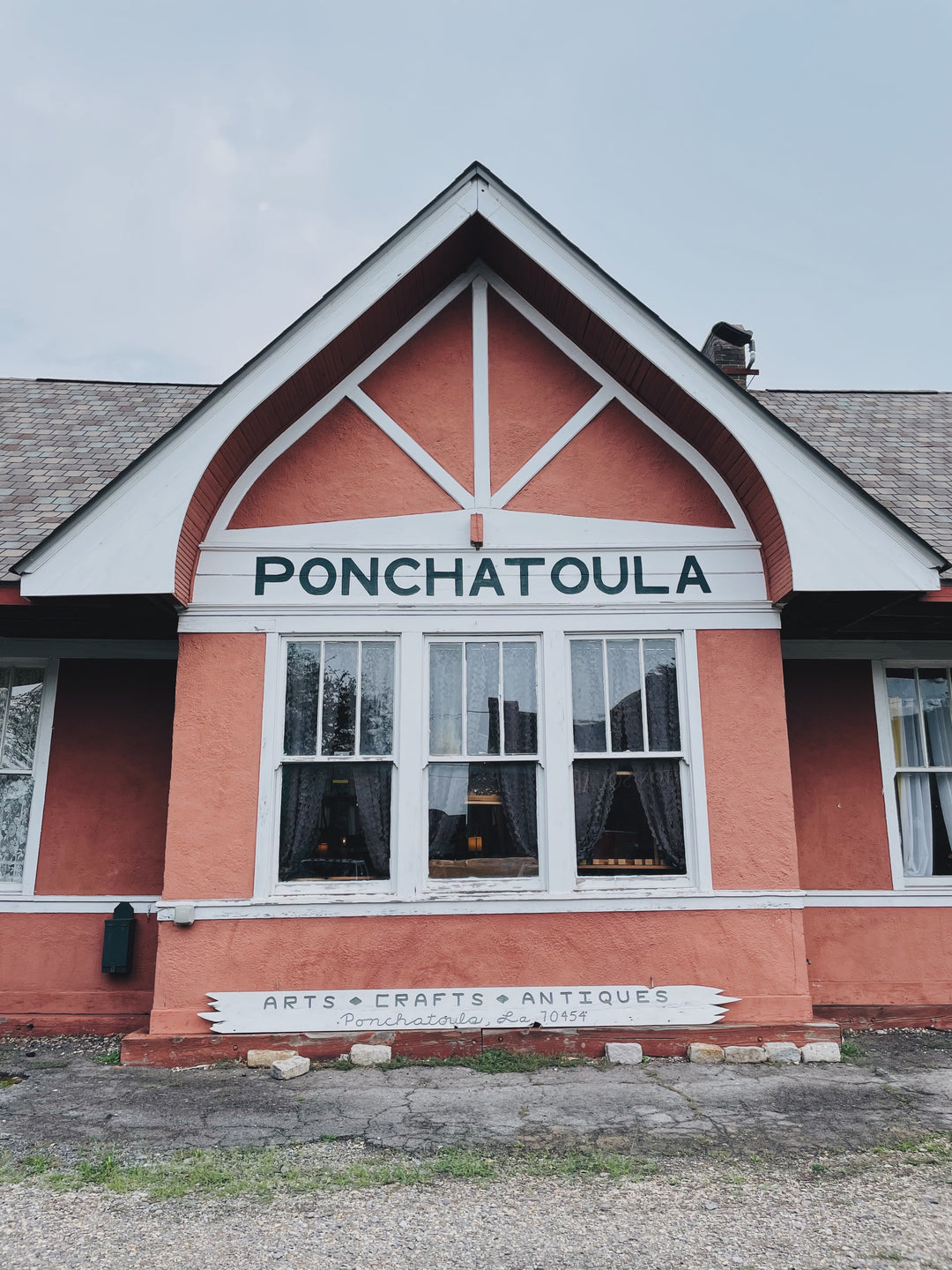 Exterior of the Ponchatoula Country Market
