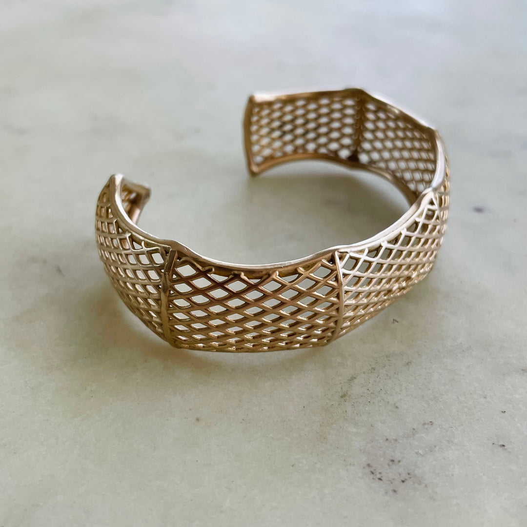 MIMOSA Handcrafted Hoop Net Bracelet In Bronze