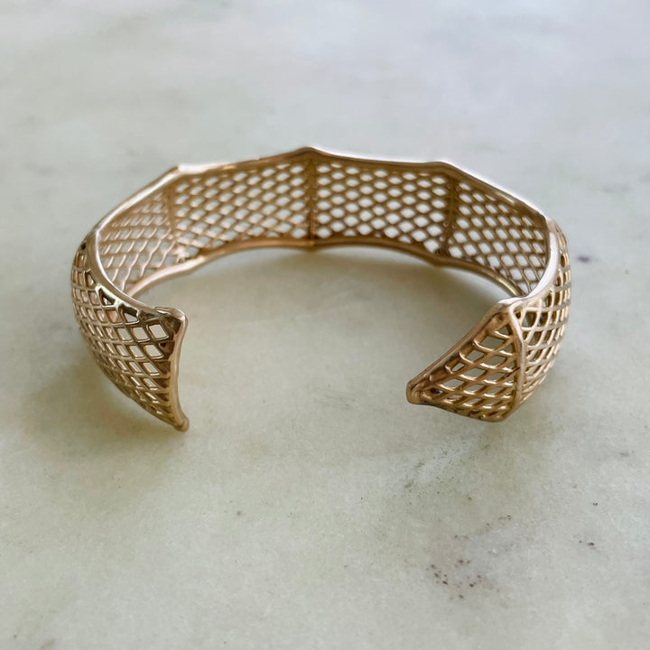 MIMOSA Handcrafted Hoop Net Bracelet In Bronze