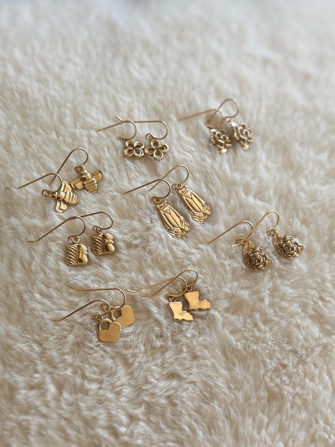 MIMOSA Handcrafted Small Earrings in Bronze