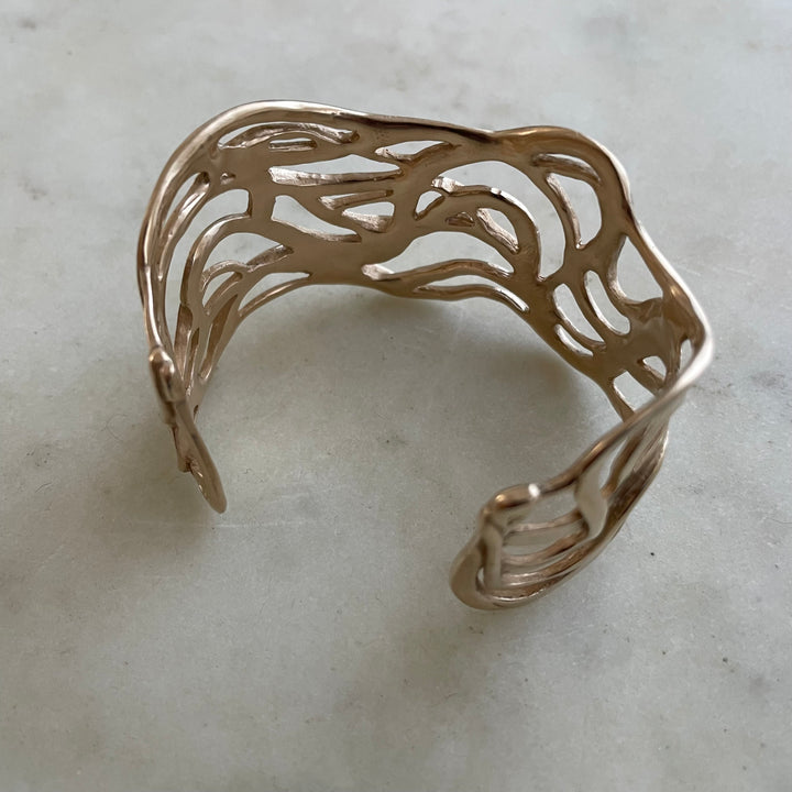 14K GOLD RIVER CUFF
