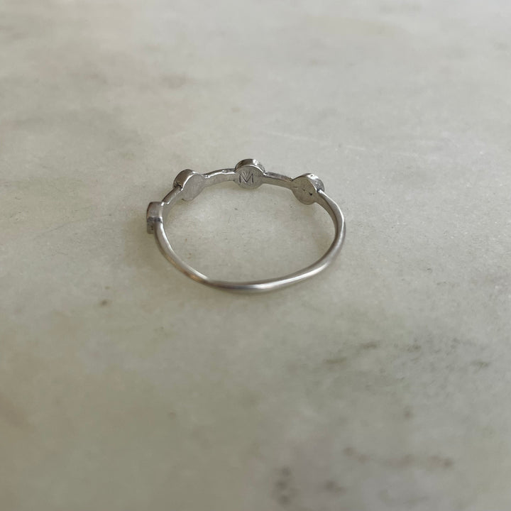 DOT TO DOT RING — NO STONE