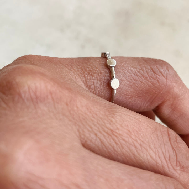 DOT TO DOT RING — NO STONE