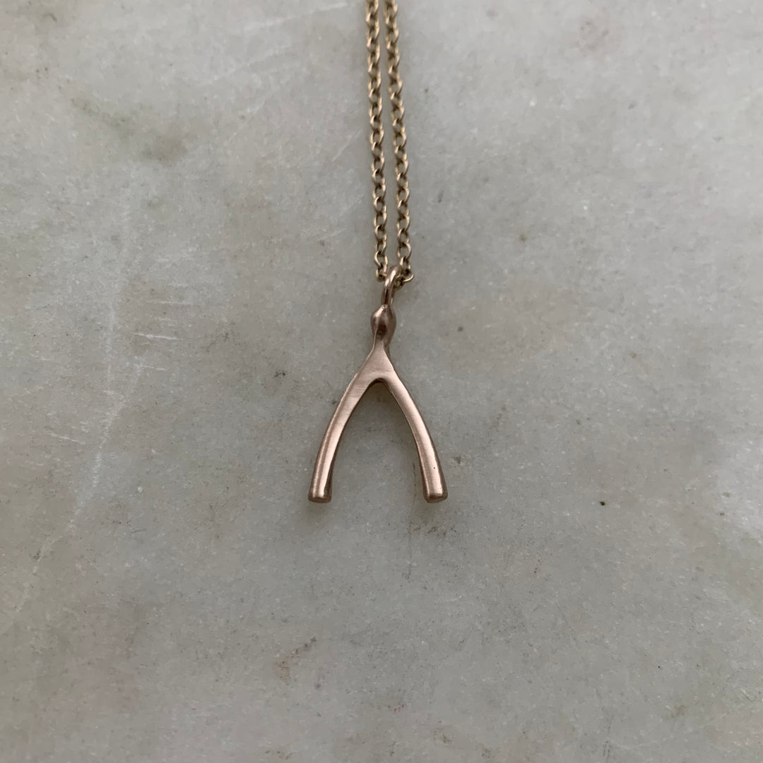 WISHBONE PENDANT