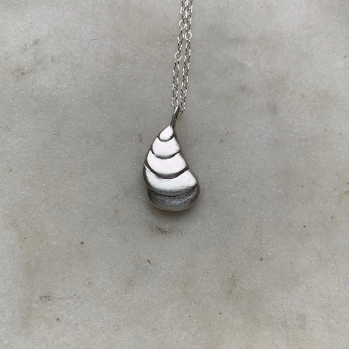 OYSTER PENDANTS - MIMOSA Handcrafted Jewelry