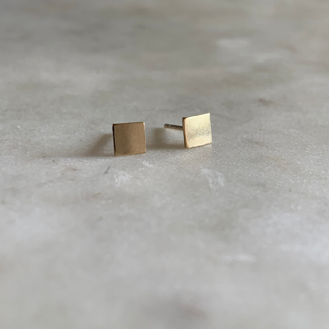 Gold-filled square stud earrings