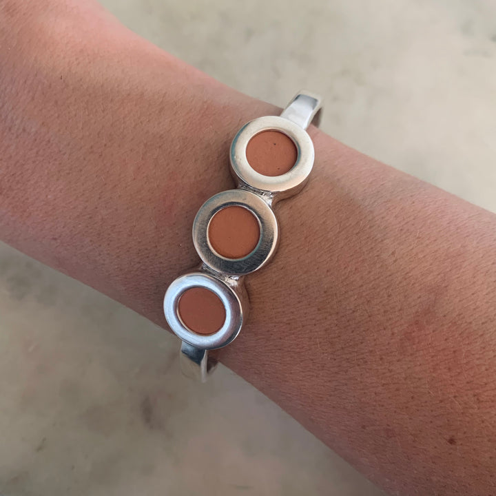 ESSENTIAL OIL DIFFUSER CUFF