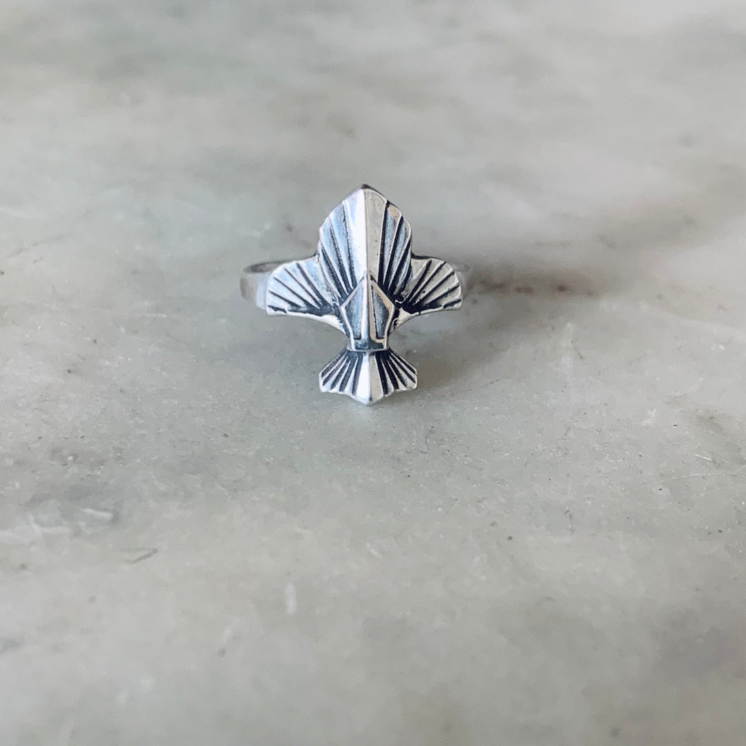 FLEUR DE LIS RING