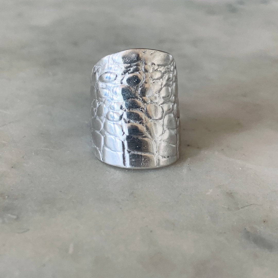 ALLIGATOR SKIN RING