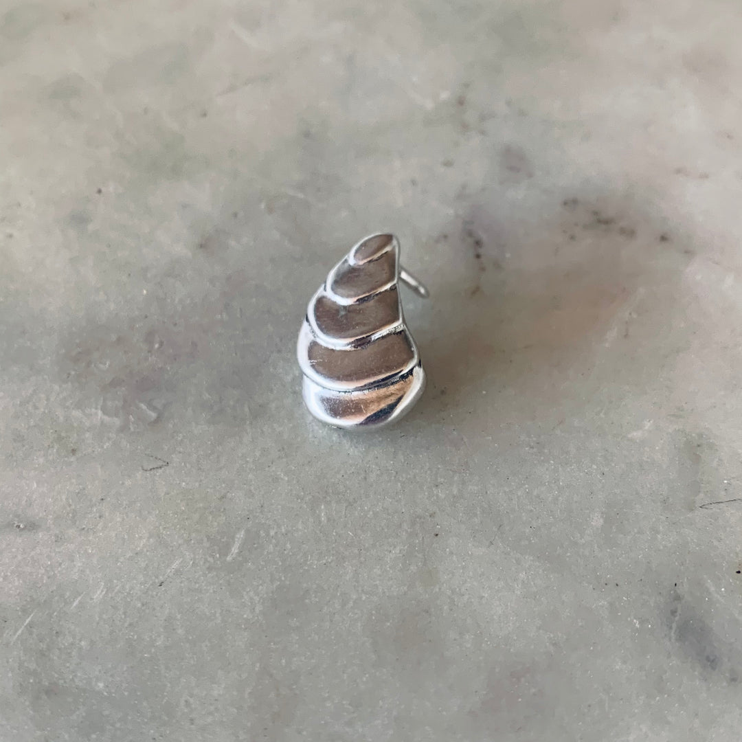 MIMOSA Handcrafted Oyster Pin in Sterling Silver