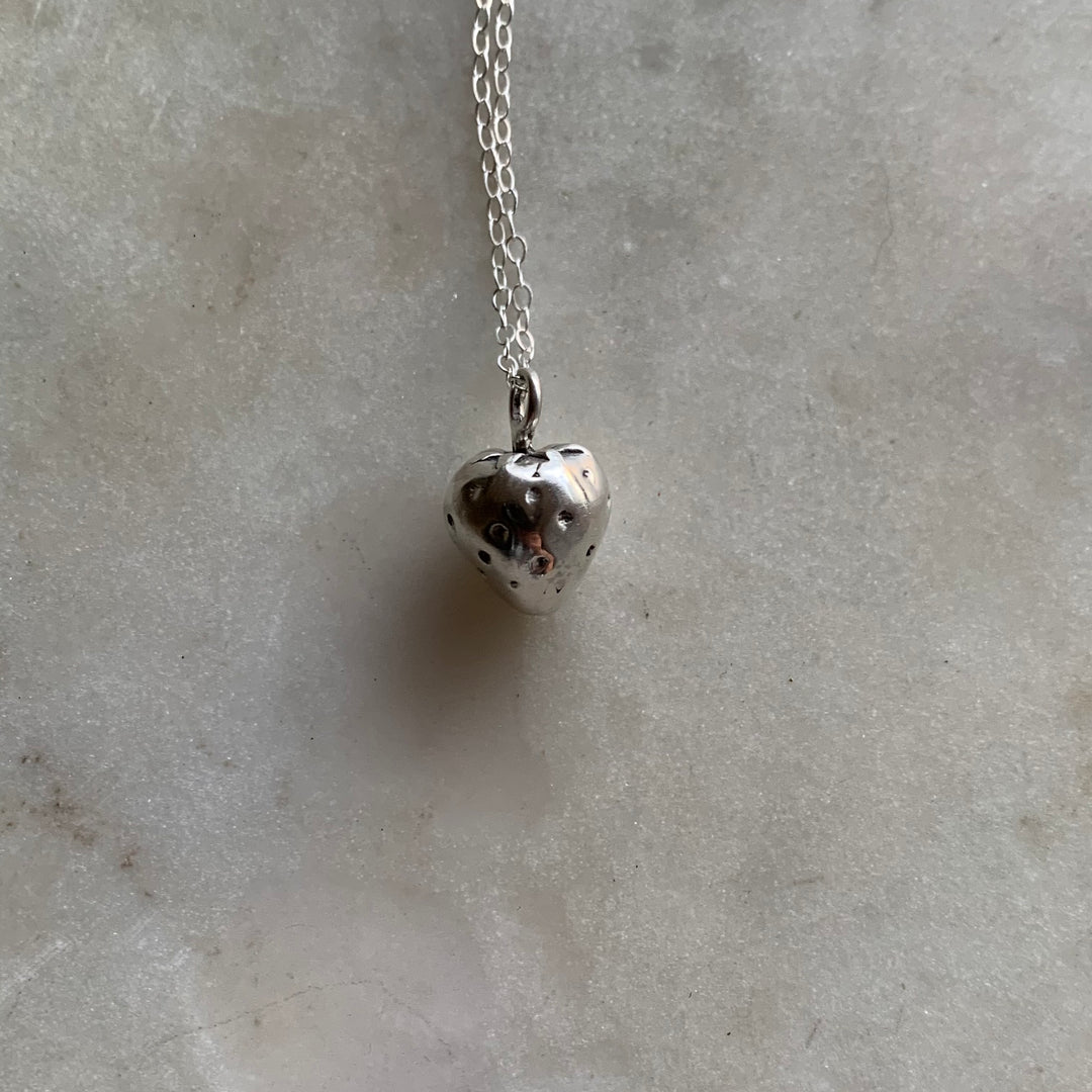 ARCHIVE — STRAWBERRY PENDANT — LARGE