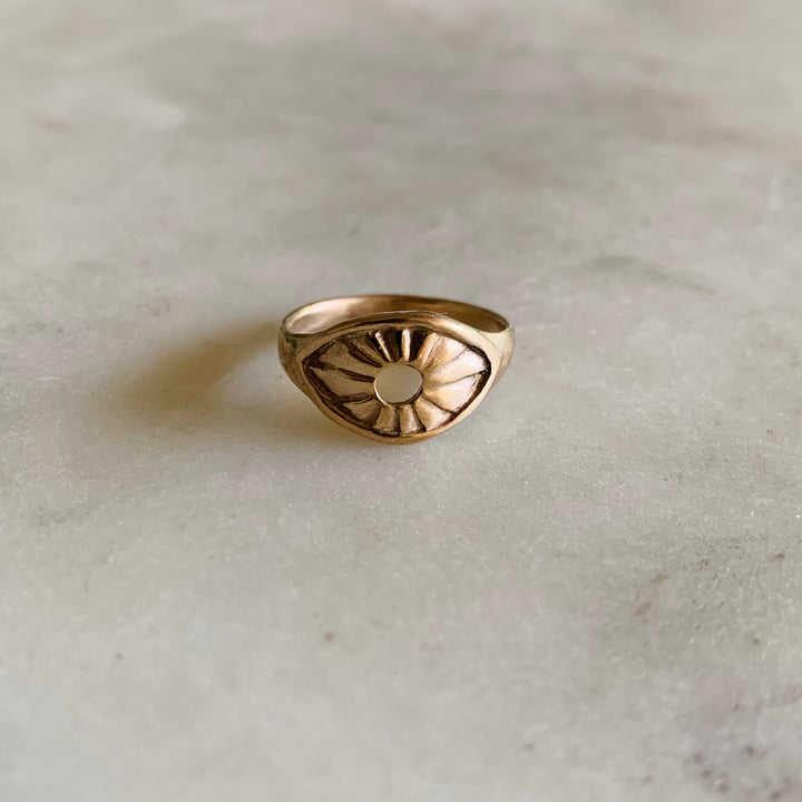 EYE RING