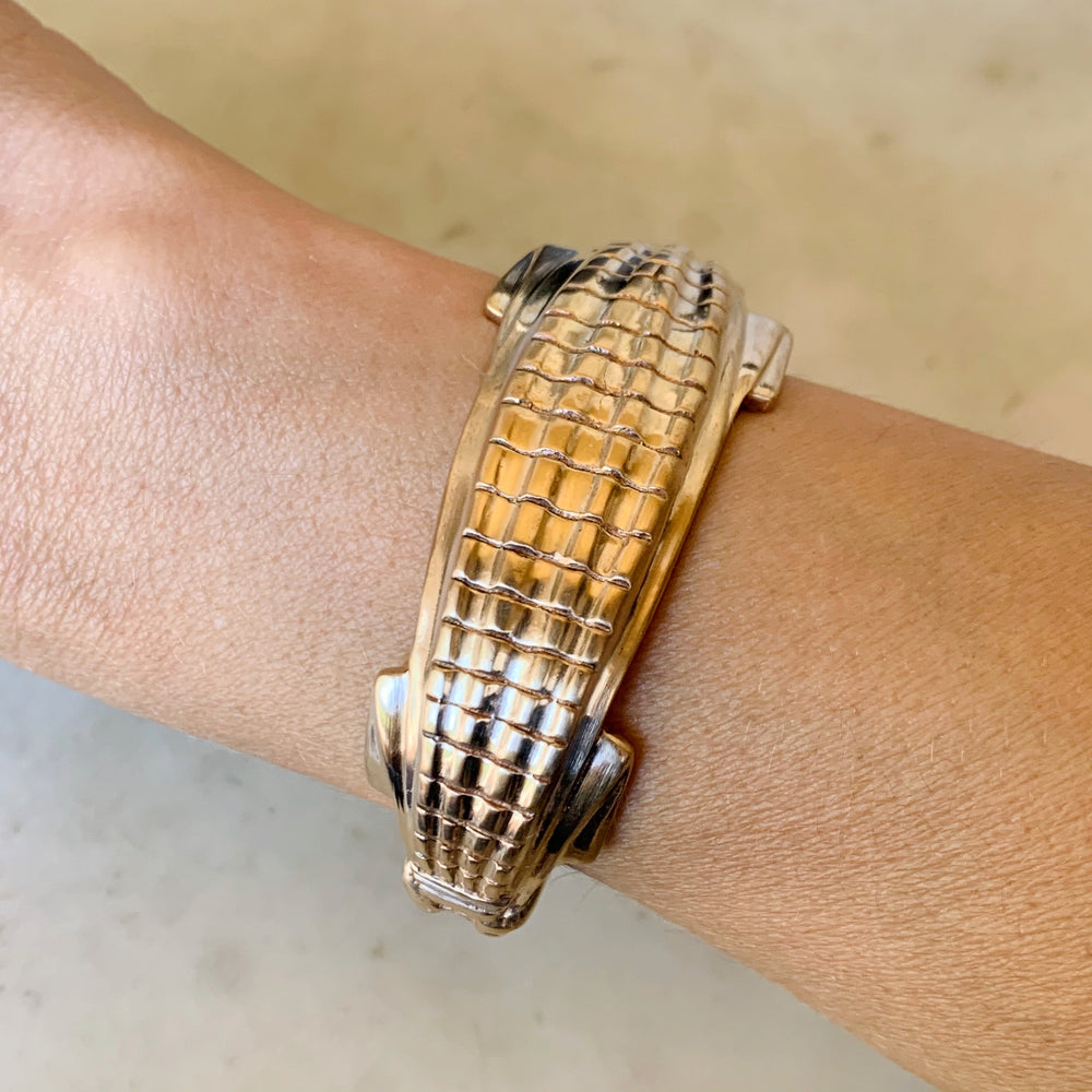 ALLIGATOR BRACELET WITH STONE EYES | MIMOSA Handcrafted