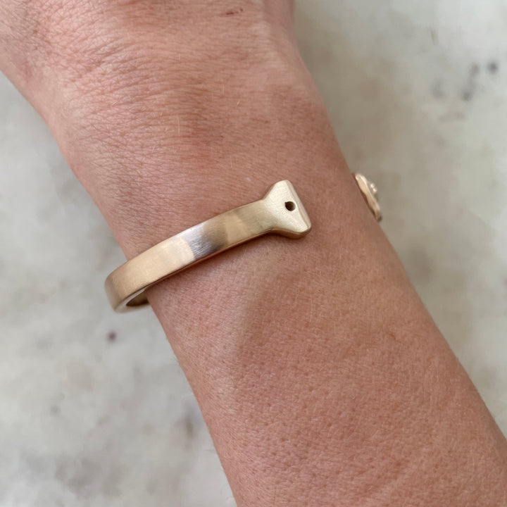 ARCHIVE — CRAWFISH PADDLE CUFF