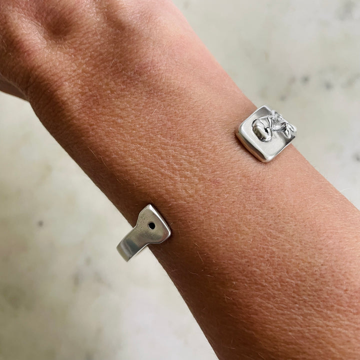 ARCHIVE — CRAWFISH PADDLE CUFF