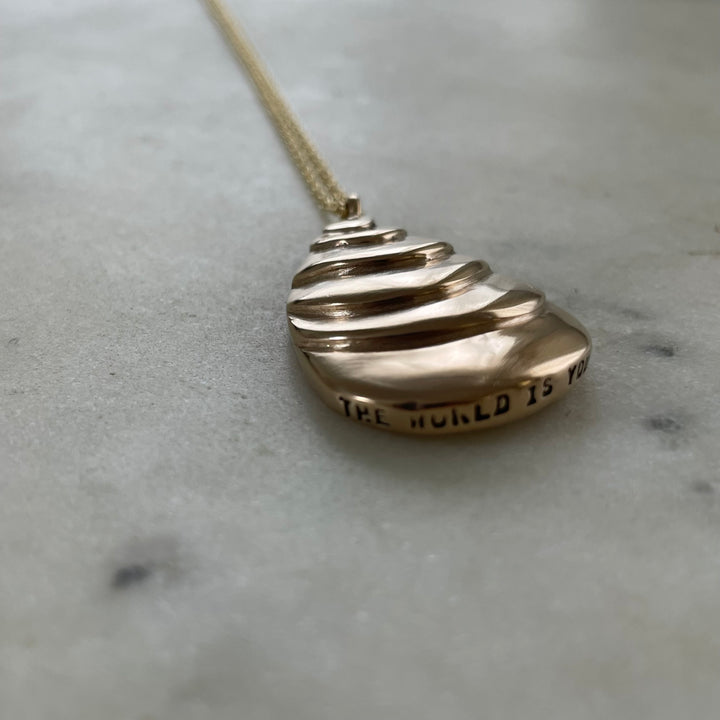 ARCHIVE — OYSTER PENDANT — LARGE