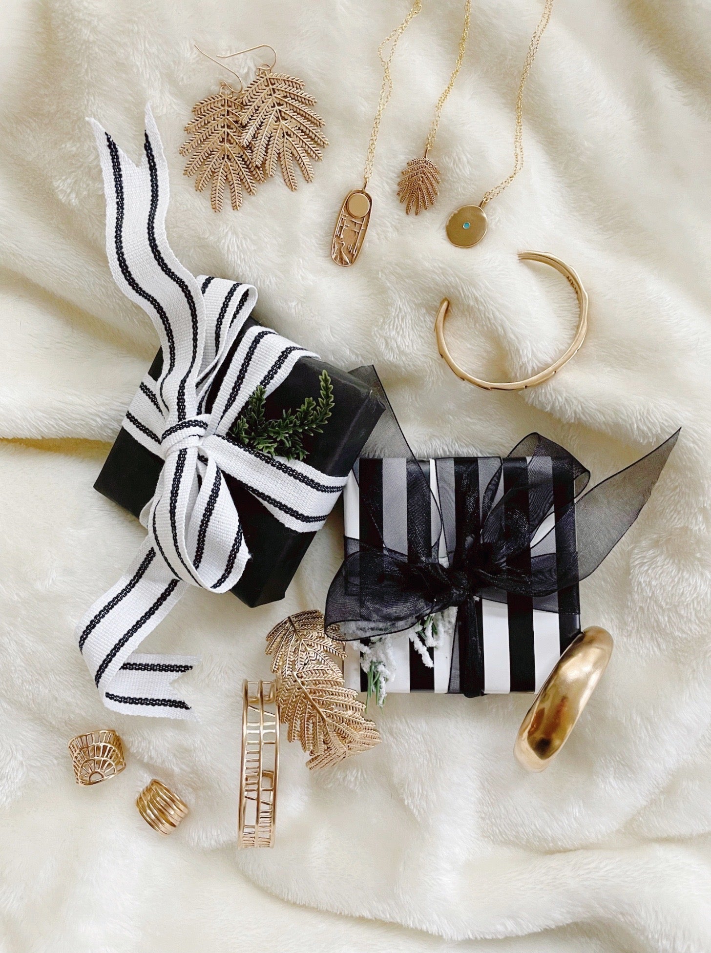 Your Goto MIMOSA Jewelry Gift Guide MIMOSA Handcrafted