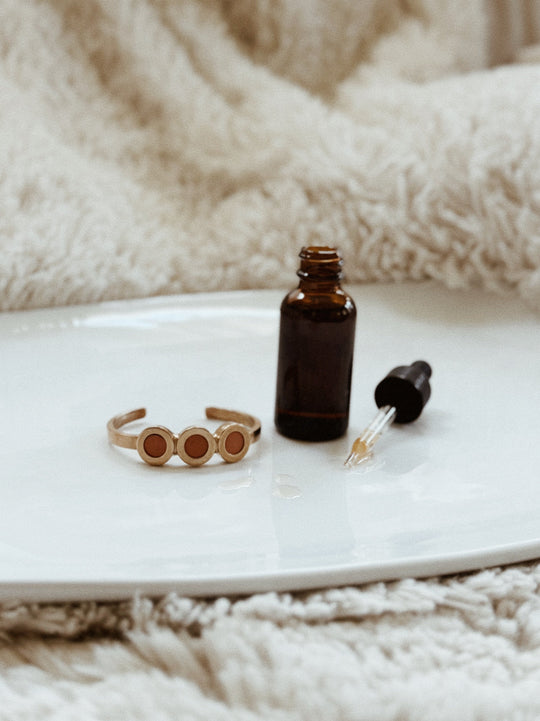 Essential Oil Diffuser Jewelry  — How to Wear and Care for MIMOSA's Wearable ESO Diffusers