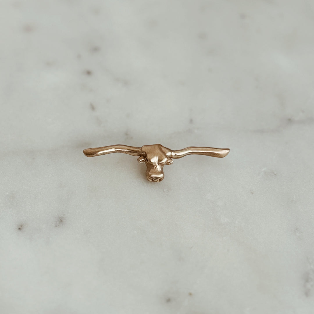 The MIMOSA Handcrafted Longhorn Pin in Bronze