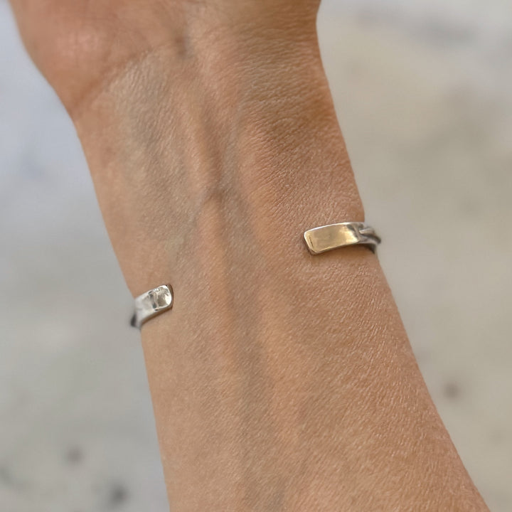 Palmetto Leaf Bracelet in bronze