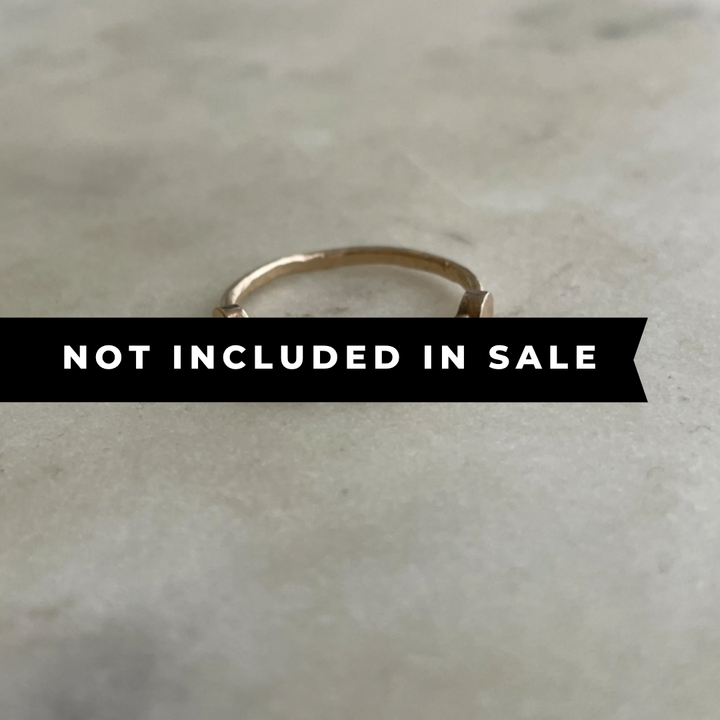 14K GOLD DOT TO DOT RING — NO STONE