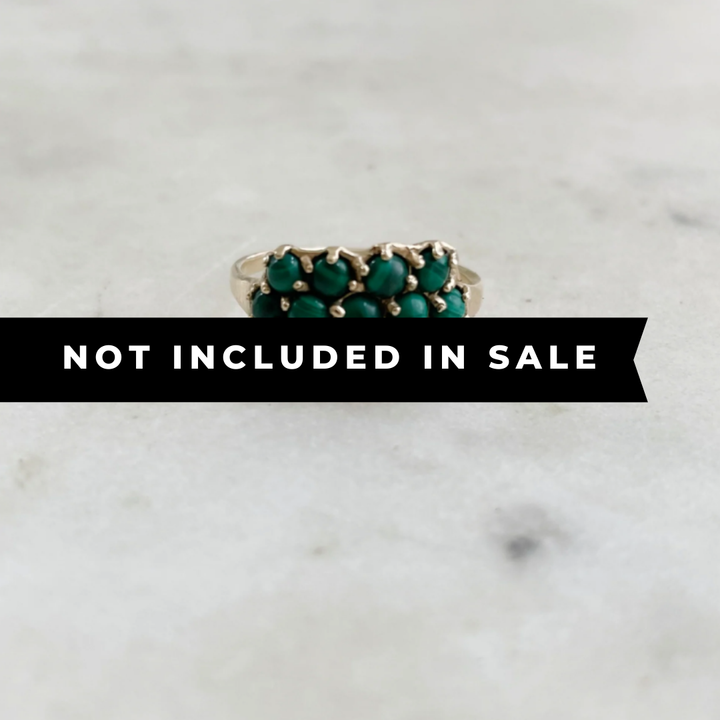 14K GOLD 13 STONE RING — MALACHITE
