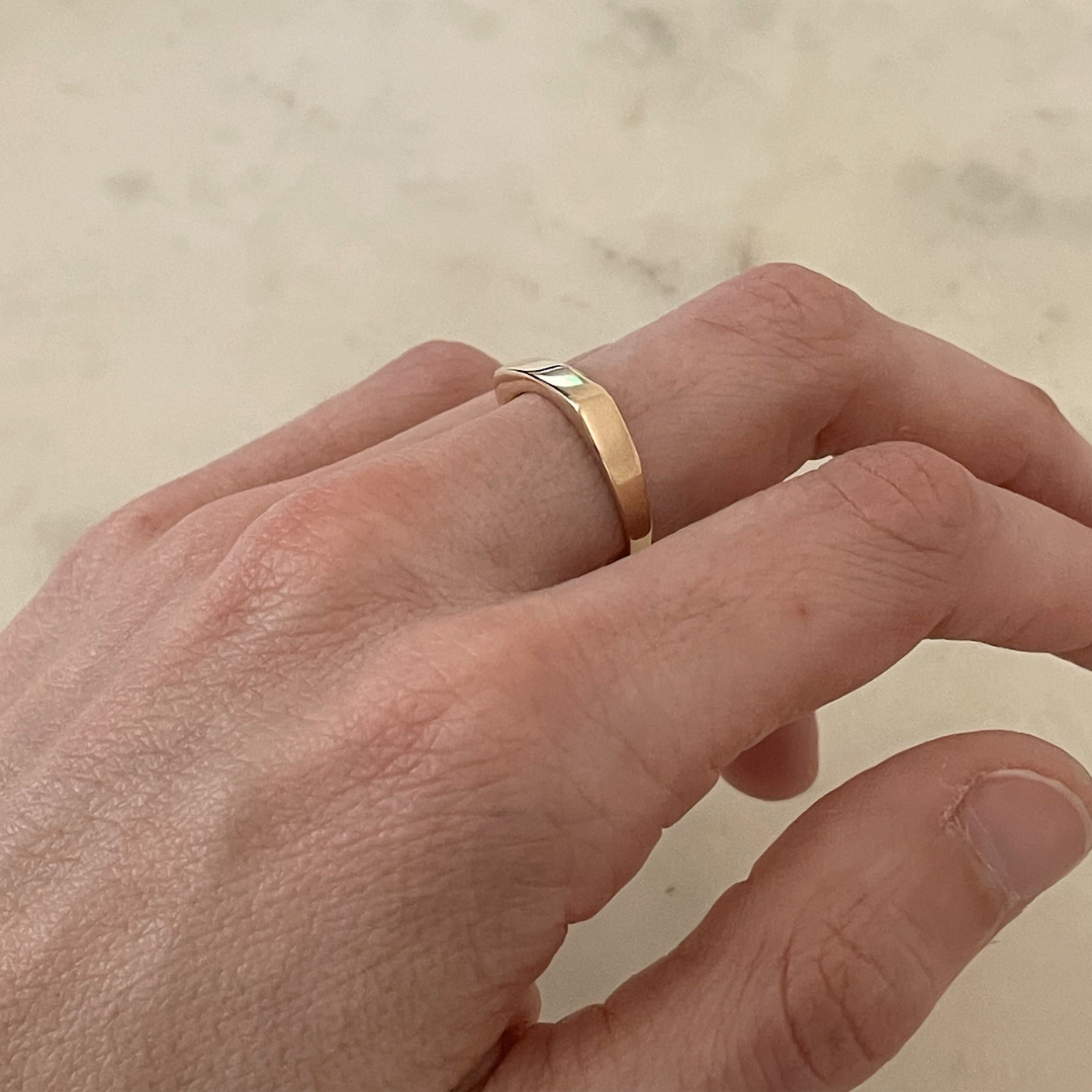 Engravable Signet Bar Ring in 14K Gold | MIMOSA Handcrafted