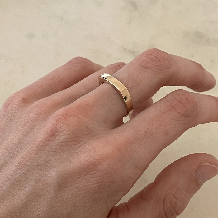 Engravable Signet Bar Ring in 14K Gold | MIMOSA Handcrafted