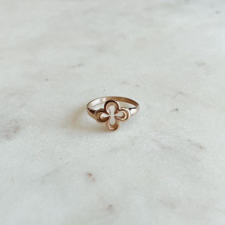 14K Gold Ring with Quatrefoil Design 