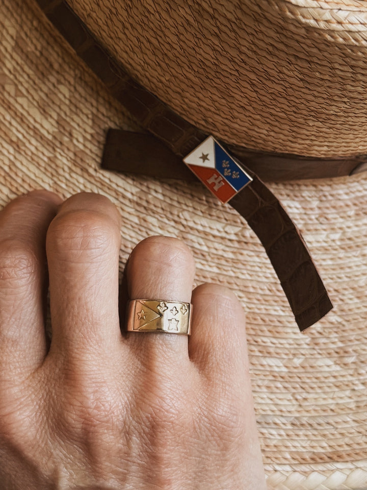 Acadian Flag Ring in Bronze