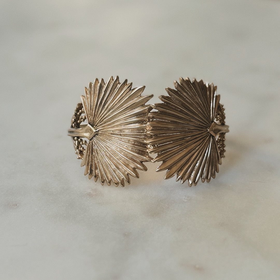 Palmetto Leaf Bracelet in bronze