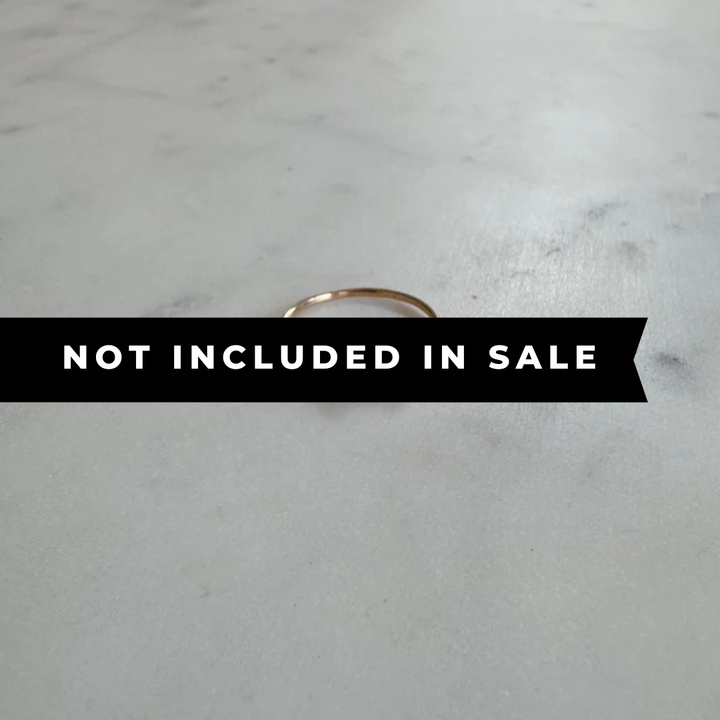 DOT TO DOT RING + SAPPHIRE