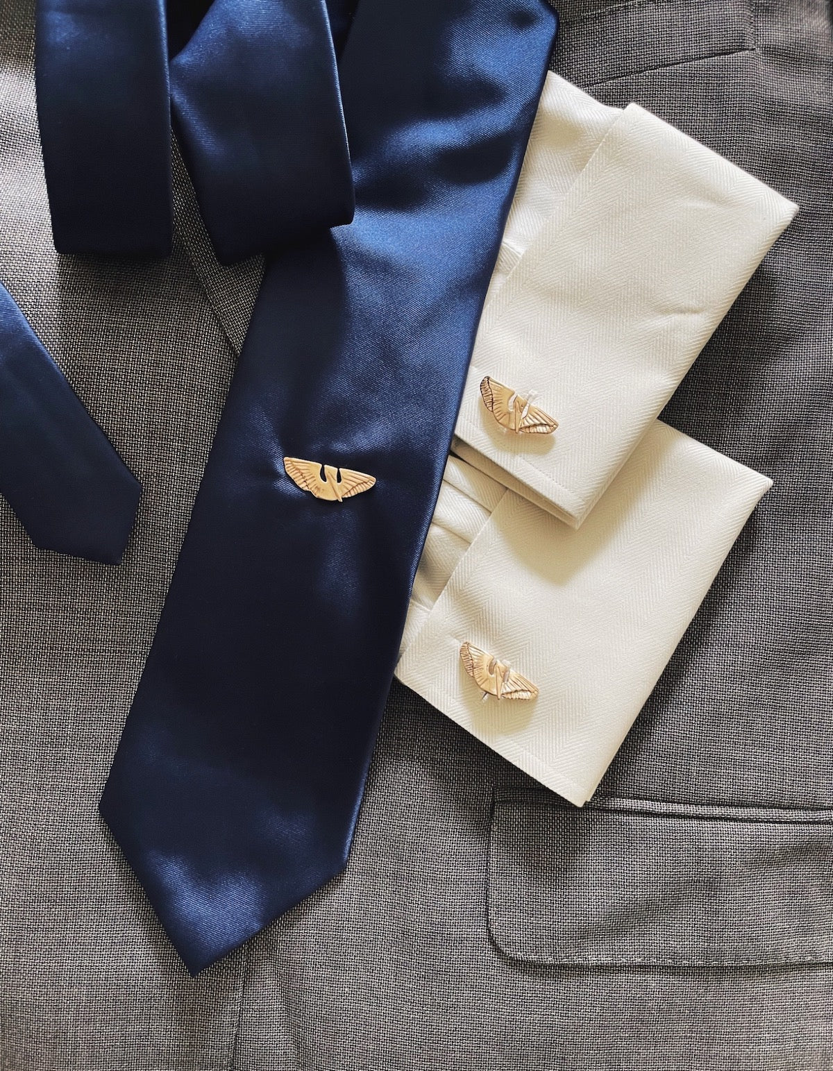 Pelican Cufflinks | MIMOSA Handcrafted