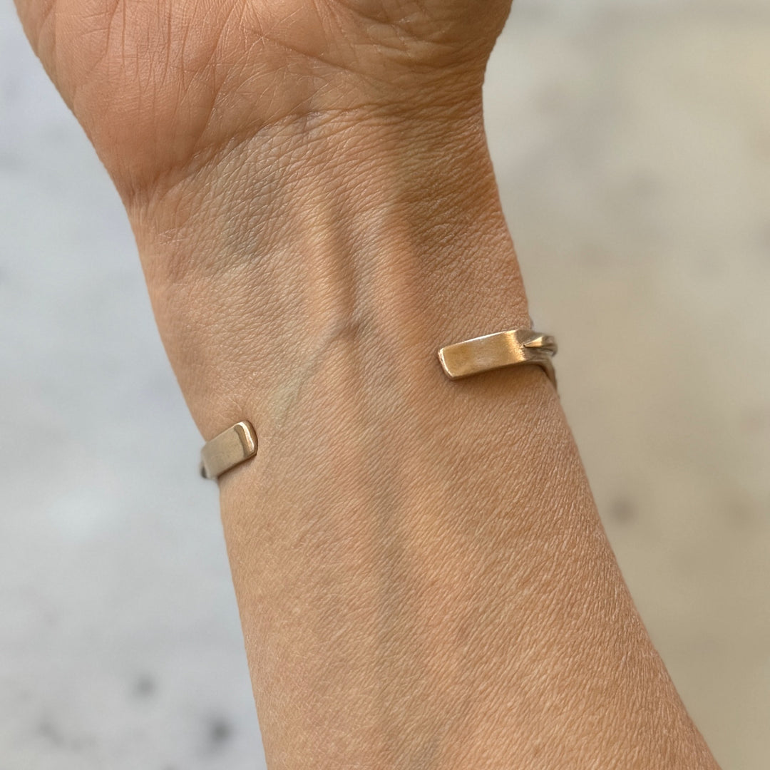 Palmetto Leaf Bracelet in bronze