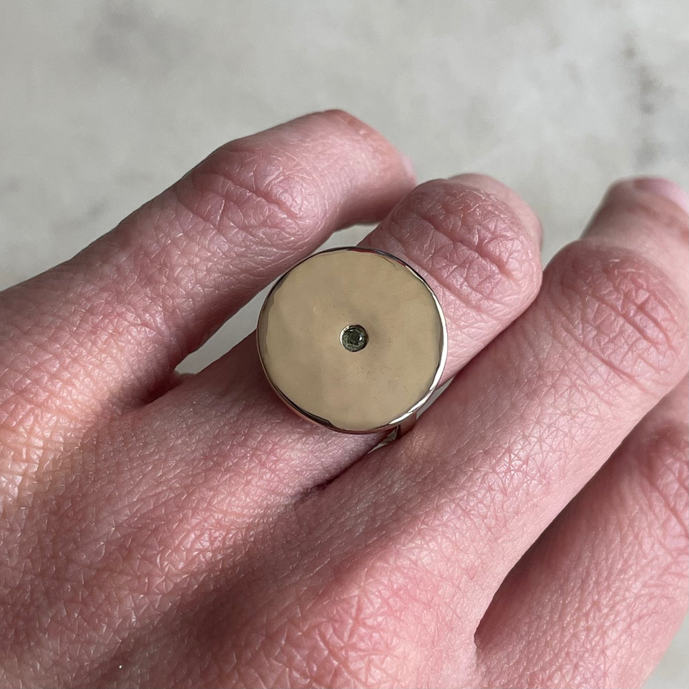 MINIMAL CIRLCE RING — PERIDOT | MIMOSA Handcrafted