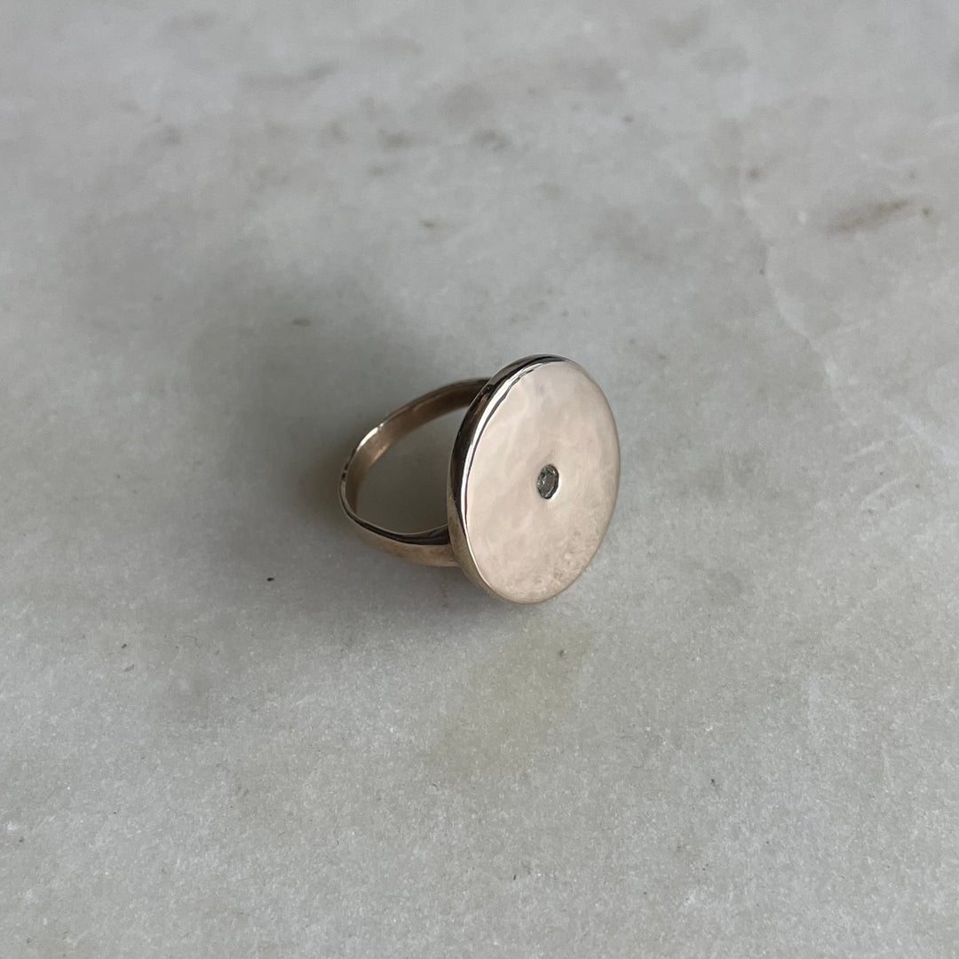 MINIMAL CIRLCE RING — PERIDOT | MIMOSA Handcrafted