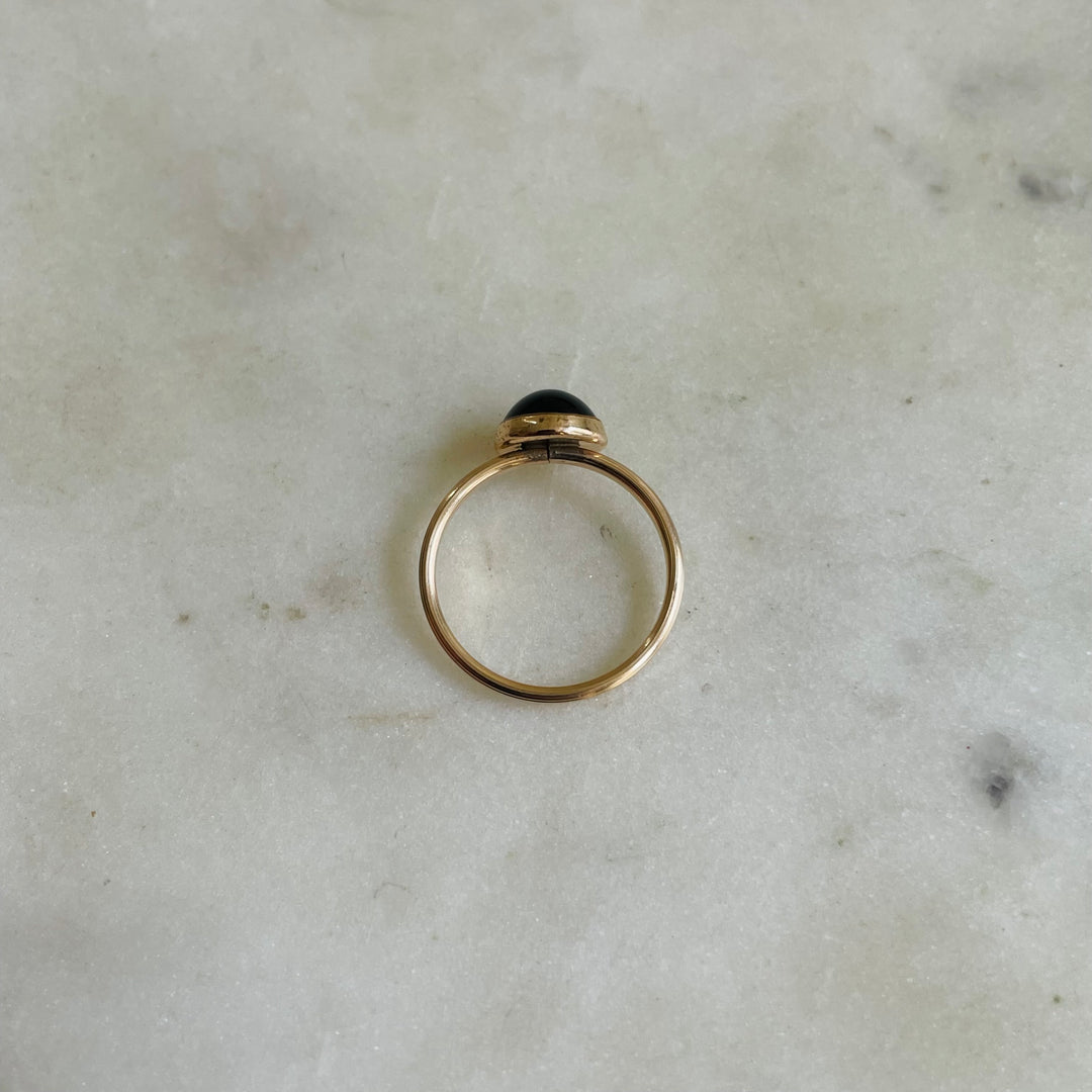 Size 6 Gold-Filled Ring With Onyx Stone