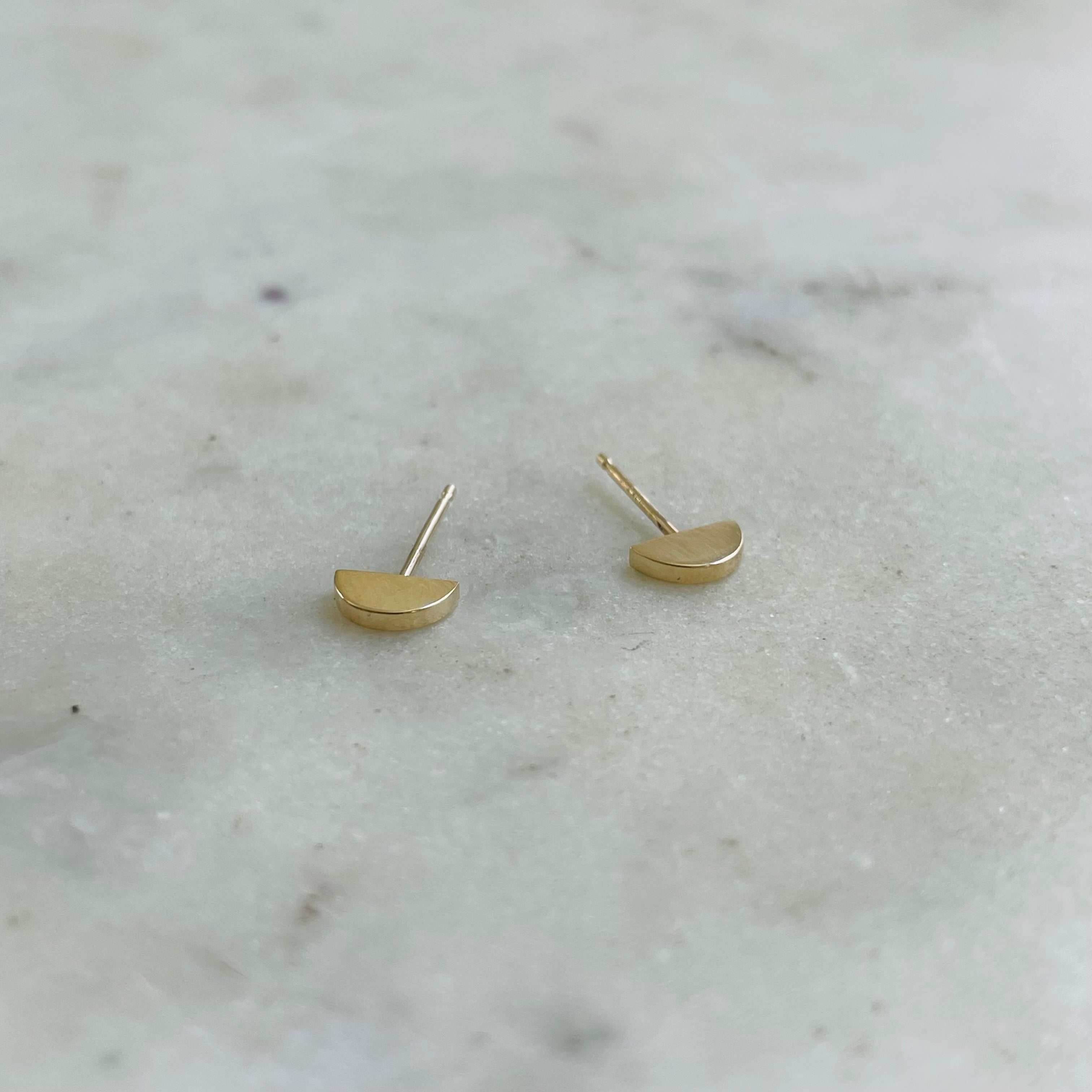 20/50/100x Flat Back 5mm Earring Studs Rubber Backs, Gold Tone Ear Studs  Flat Pad Earring Posts, Flat Post Earrings B071 - Etsy