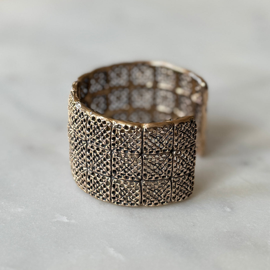 Handmade 3-row granny square bracelet in bronze by MIMOSA Handcrafted