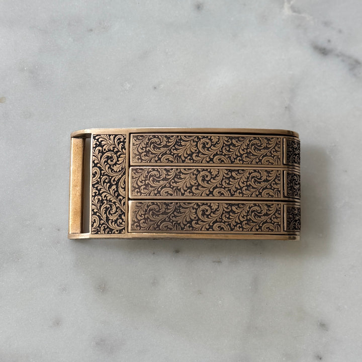 THE ENGRAVED ONE