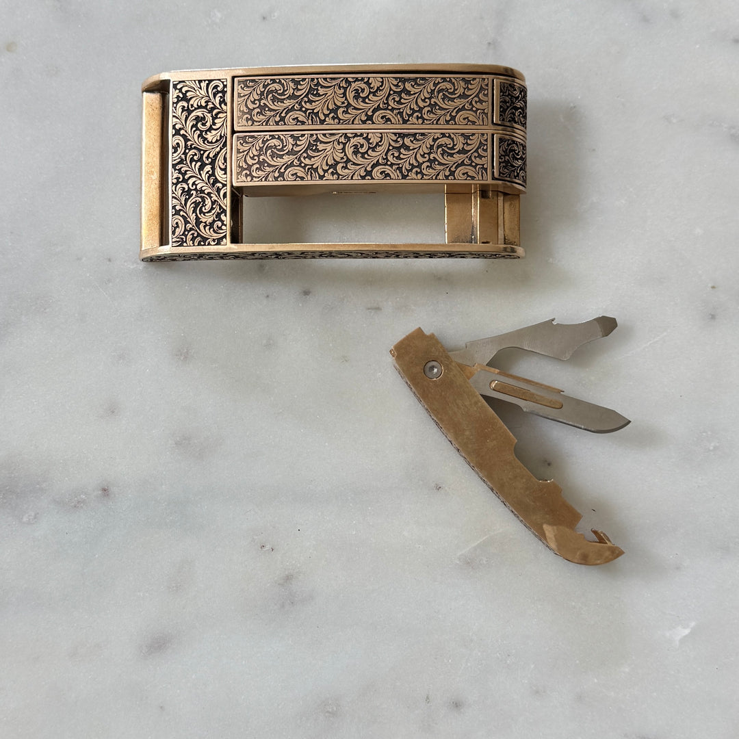 THE ENGRAVED ONE
