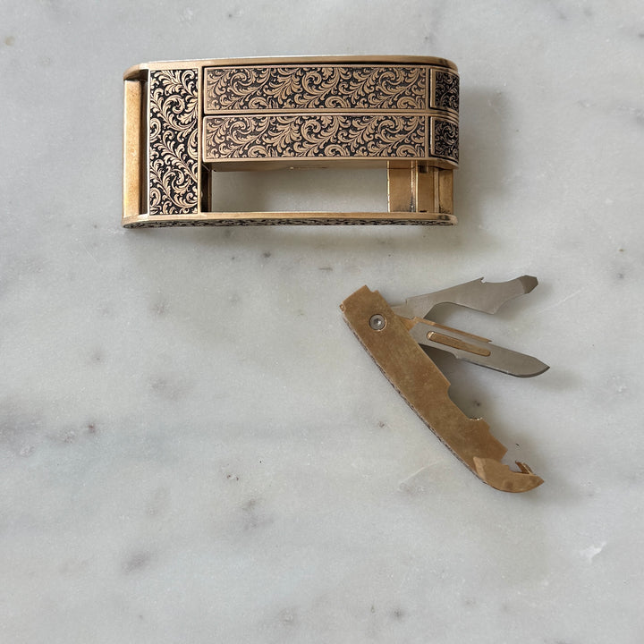 THE ENGRAVED ONE