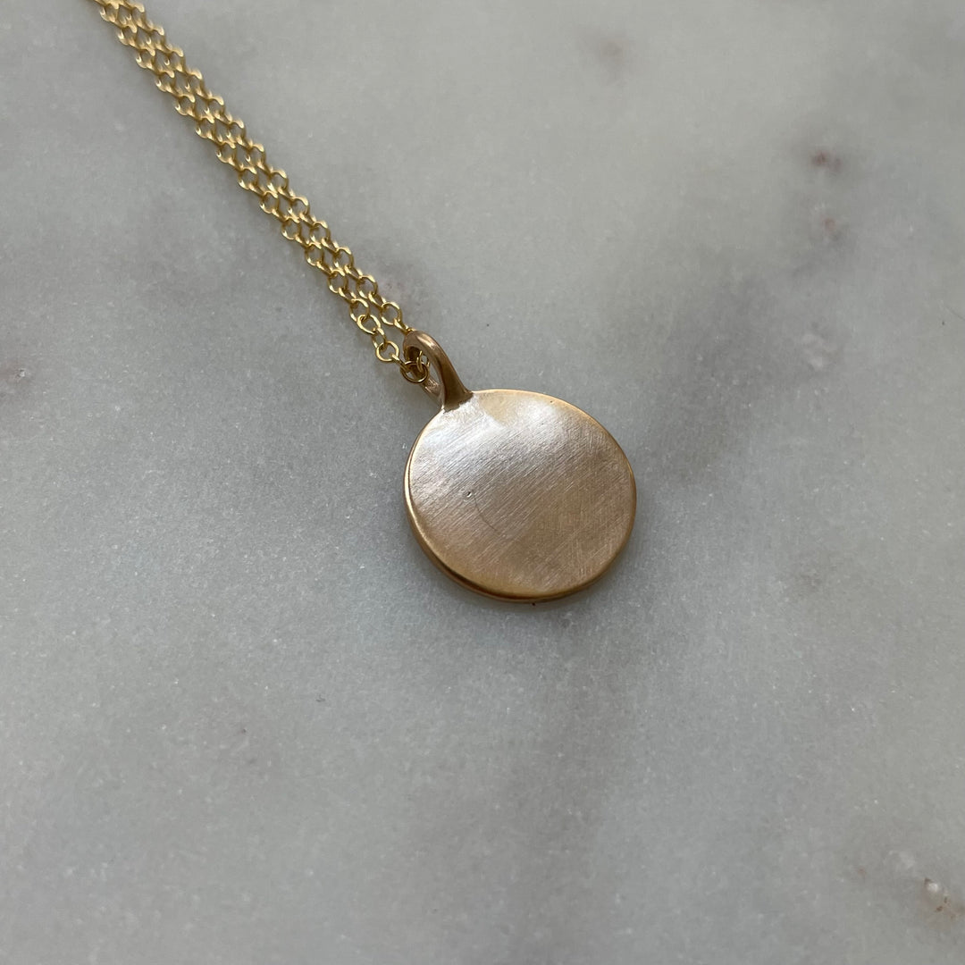 Small engravable pendant in bronze