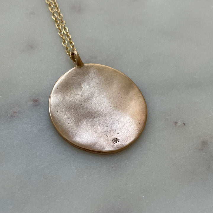 Large engravable pendant in bronze
