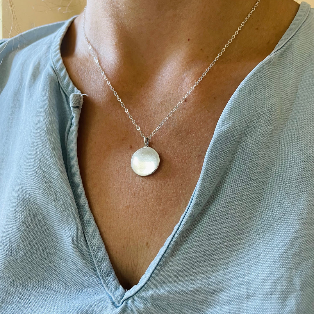 Small engravable pendant in sterling silver