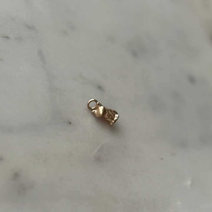 Fox pendant in bronze