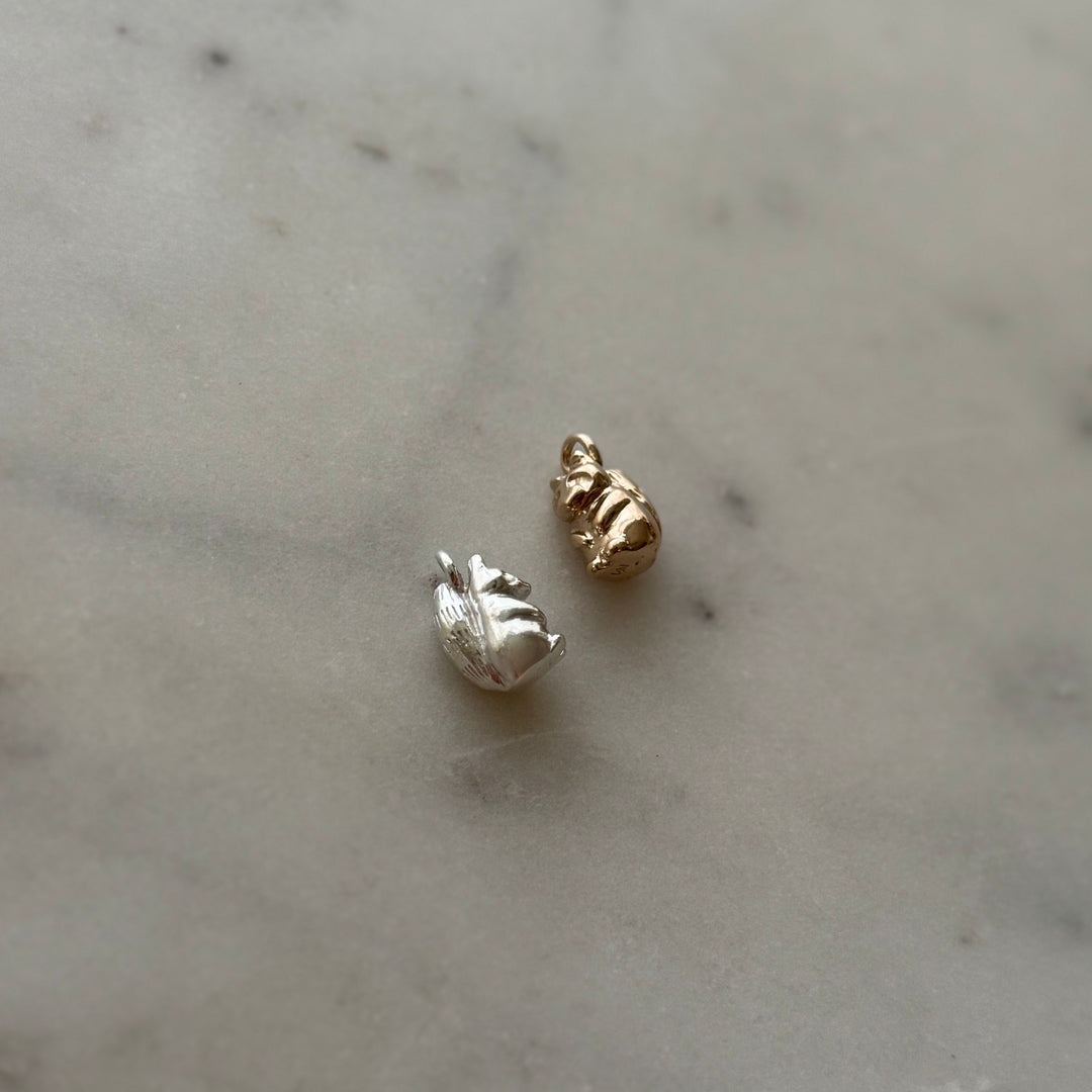 Raccoon pendant in bronze and sterling silver 