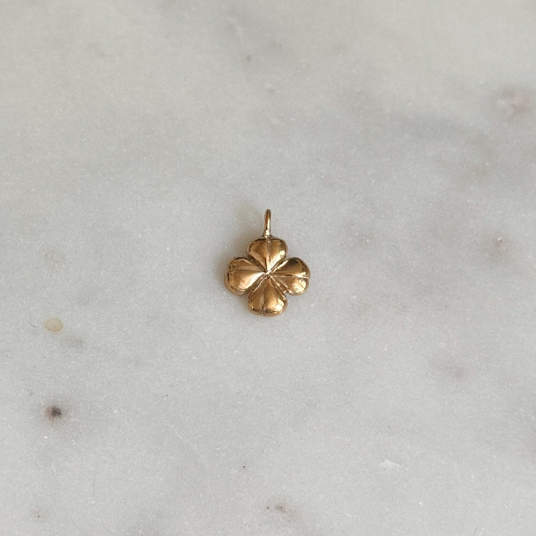 Handcrafted Lucky Four Leaf Clover Pendant pendant