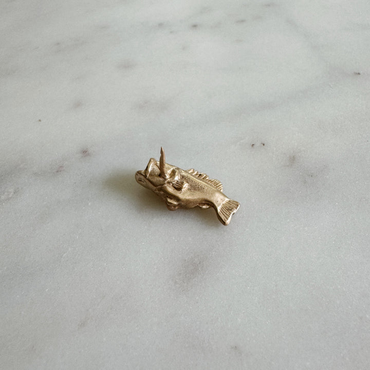 MIMOSA Handcrafted Largemouth Bass Fish Pin