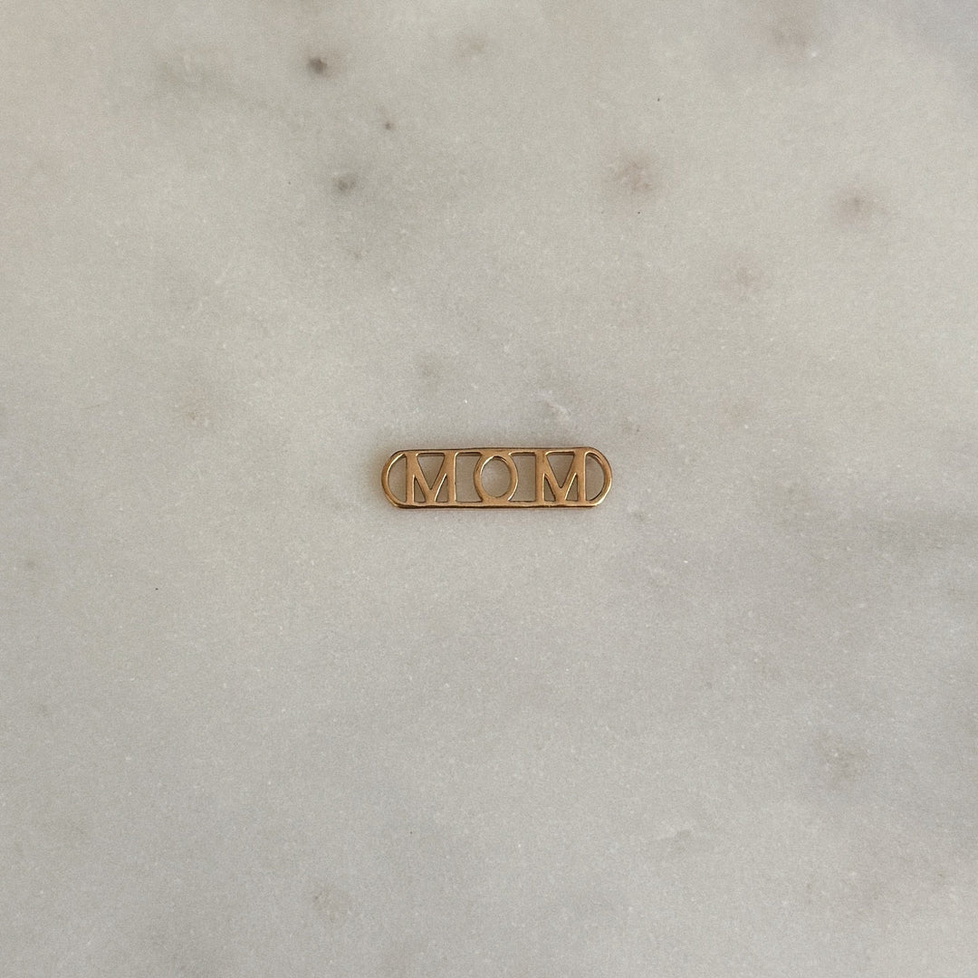 MOM PENDANT